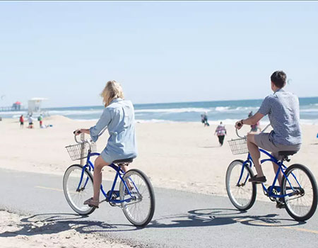 海沿いをサイクリング